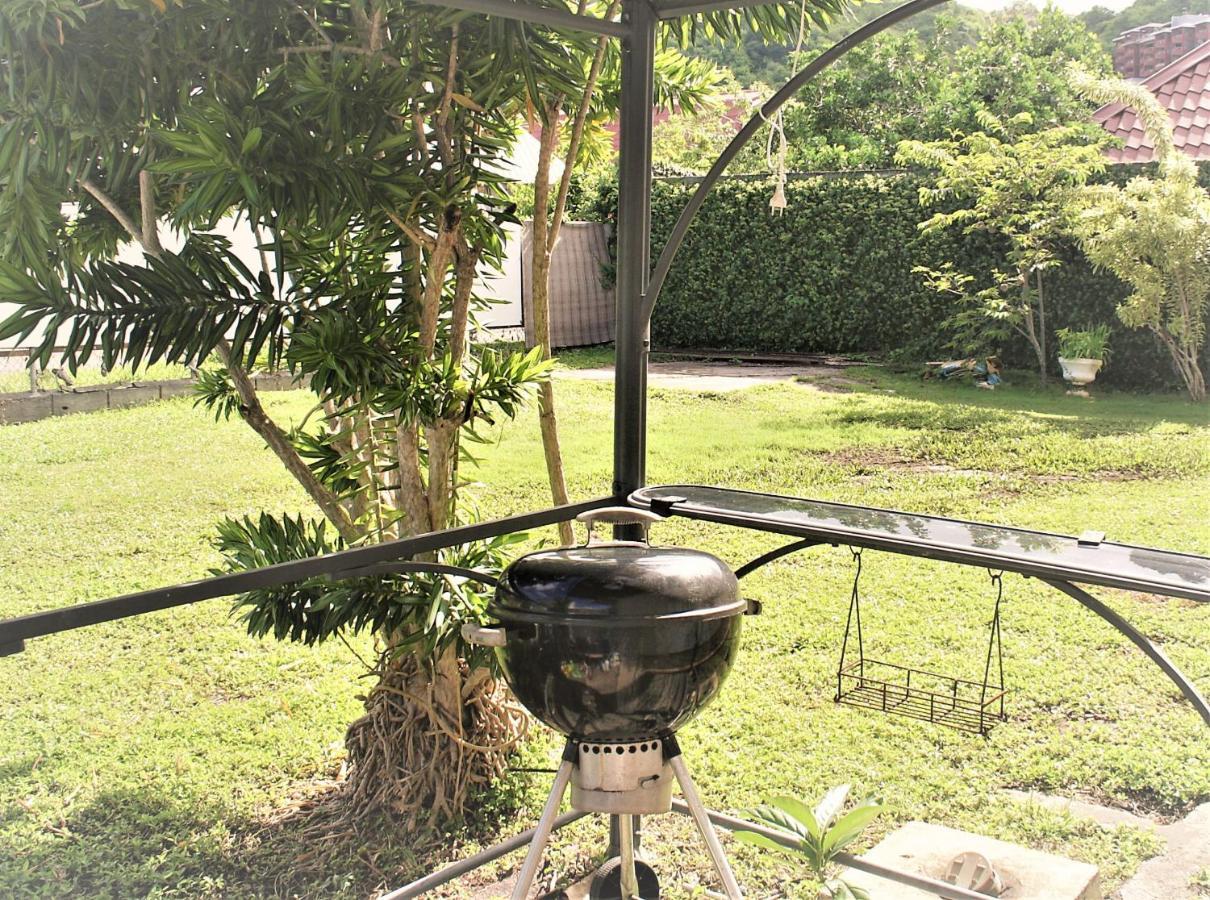 Tahiti - Sanny'S Place Family Room & Poo Punaauia  Exterior photo